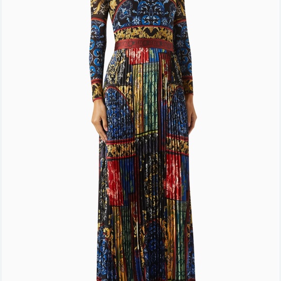 Alice + Olivia Blue and Red Patterned Midi Dress - Picture 2 of 6